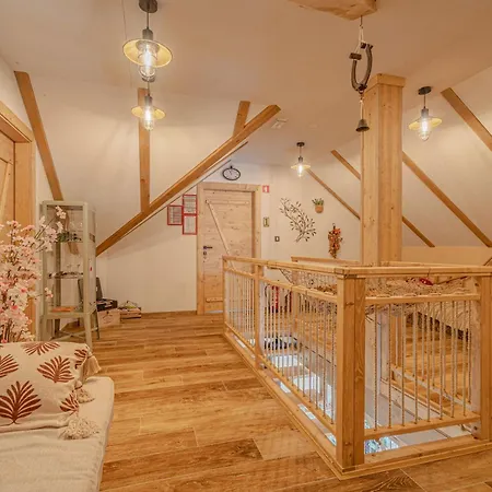 Apartmán Trate With Shared Pool And Garden Ljutomer