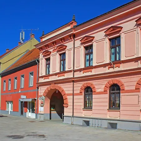 Apartmán Trate With Shared Pool And Garden Ljutomer