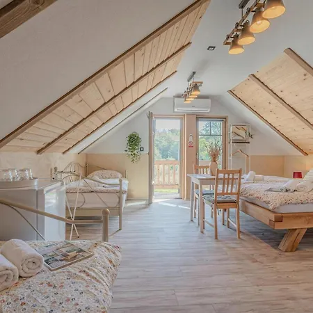 Trate With Shared Pool And Garden * Ljutomer
