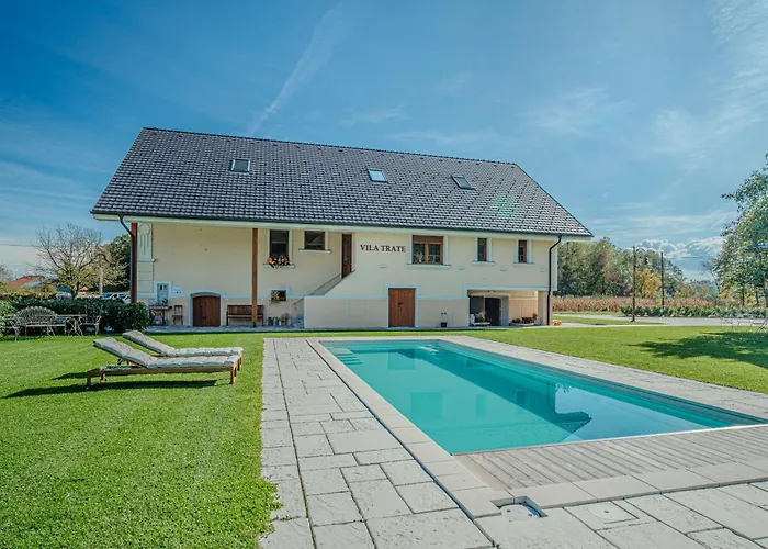 Appartamento Trate With Shared Pool And Garden