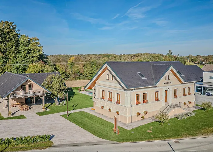 Trate With Shared Pool And Garden * Ljutomer