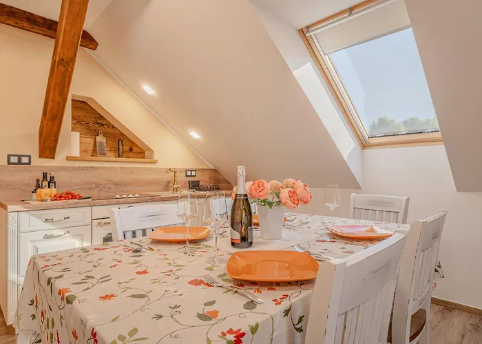 Trate With Shared Pool And Garden * ليوتومير