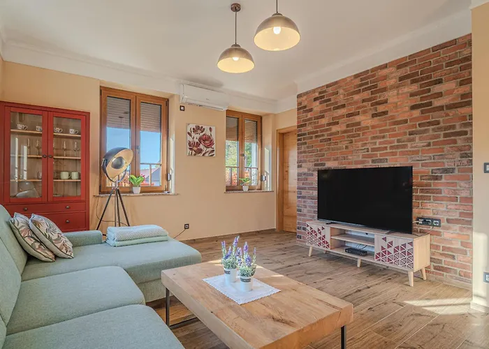 Trate With Shared Pool And Garden Ljutomer