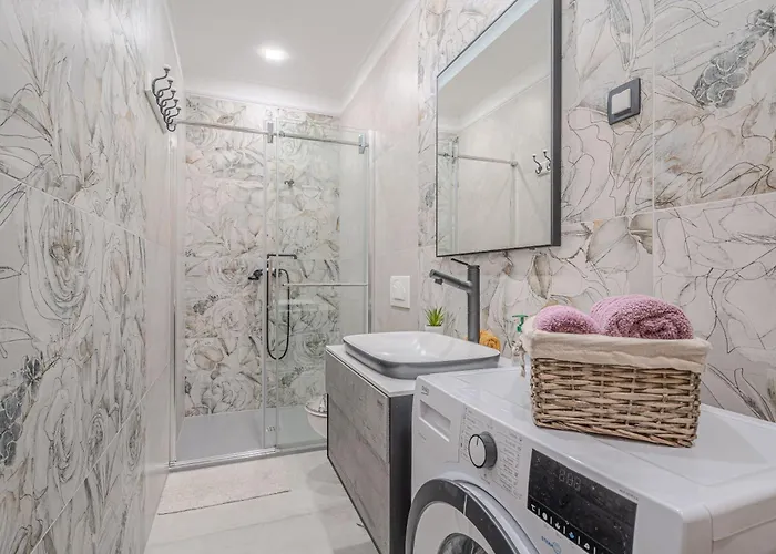 Trate With Shared Pool And Garden Ljutomer