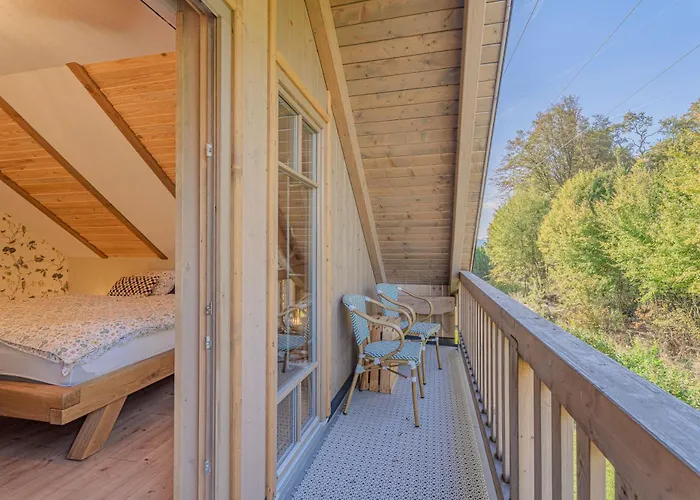 Trate With Shared Pool And Garden Appartamento Ljutomer