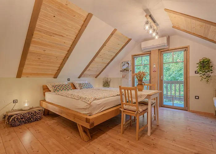 Trate With Shared Pool And Garden Appartamento Ljutomer