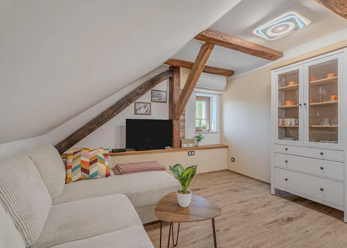 Trate With Shared Pool And Garden شقة *