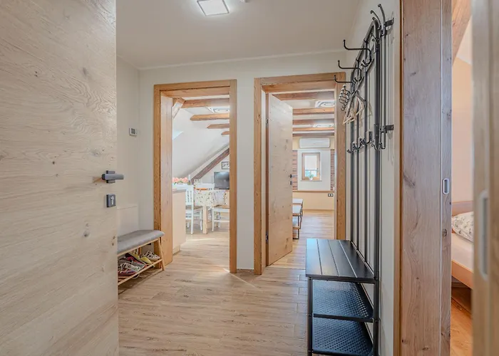 Trate With Shared Pool And Garden شقة *