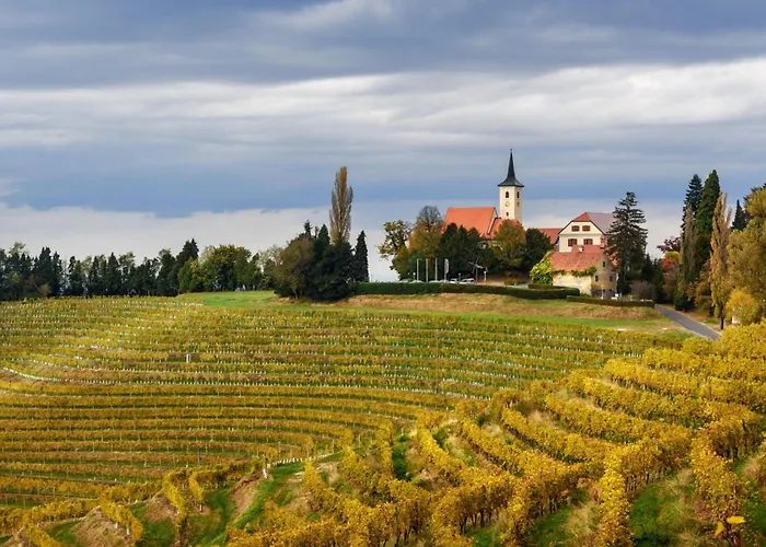 شقة Trate With Shared Pool And Garden