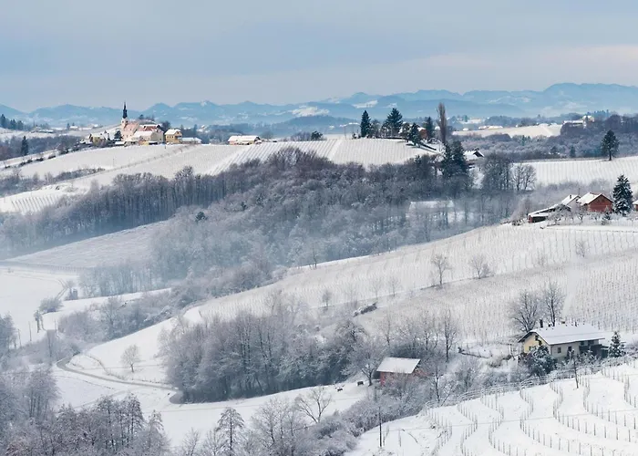 شقة Trate With Shared Pool And Garden